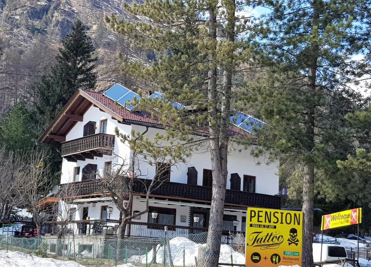 Tattoo Pension Mit Restaurant Und Tattoo-Studio Mörtschach Εξωτερικό φωτογραφία