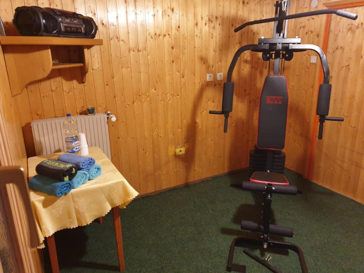 Tattoo Pension Mit Restaurant Und Tattoo-Studio Mörtschach Εξωτερικό φωτογραφία